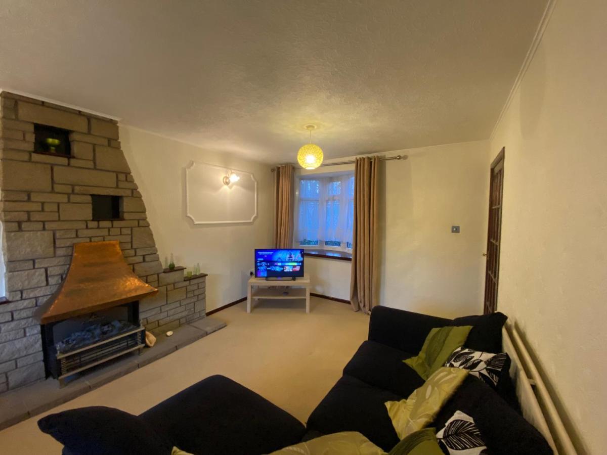 Serene 4Br In Harborne Close To Qe Hospital, Harborne Centre Birmingham Exterior foto